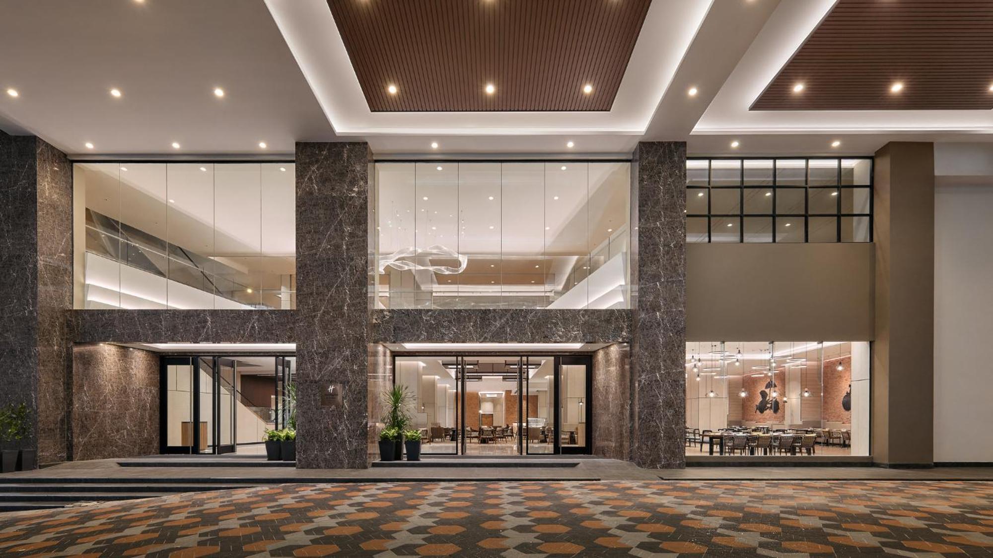 Holiday Inn & Suites Penang Prai By Ihg Bukit Mertajam Exterior foto
