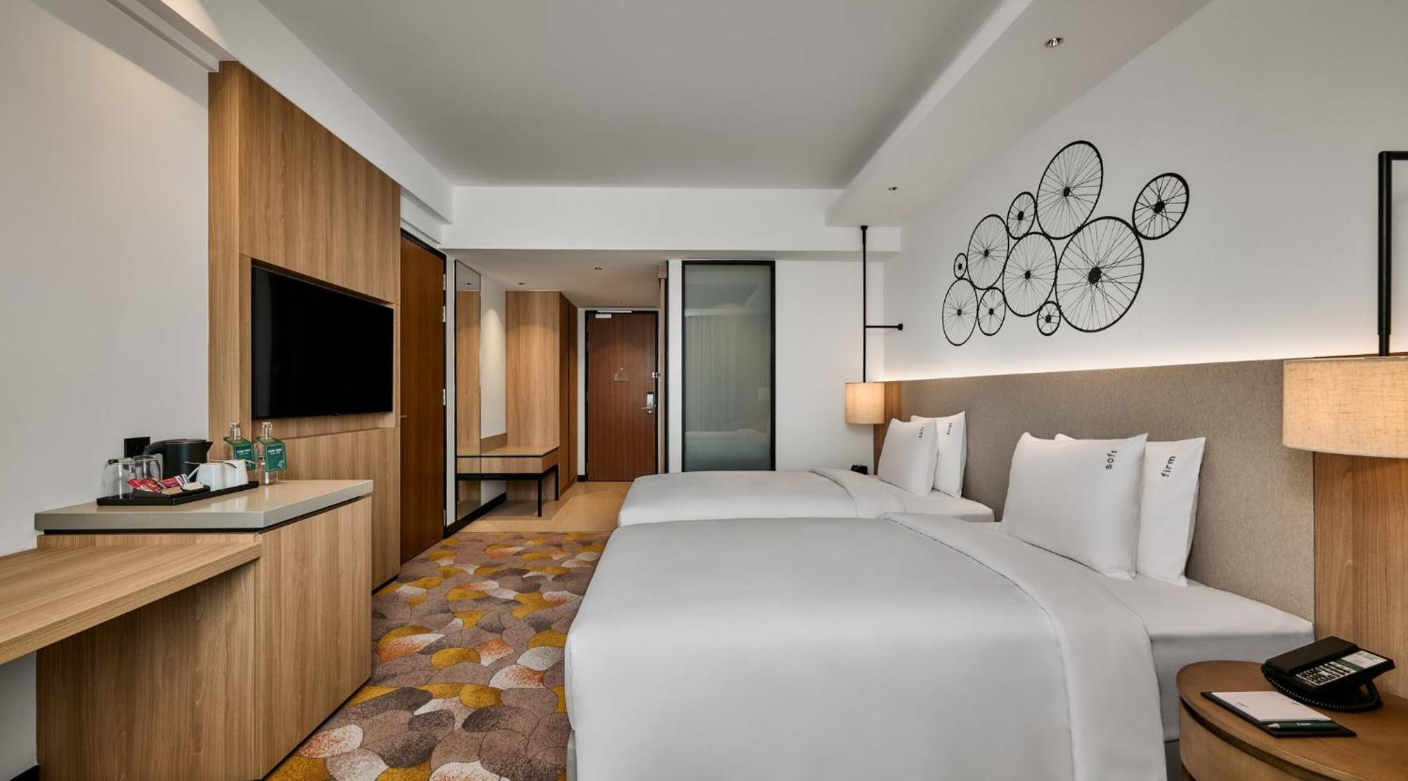 Holiday Inn & Suites Penang Prai By Ihg Bukit Mertajam Exterior foto